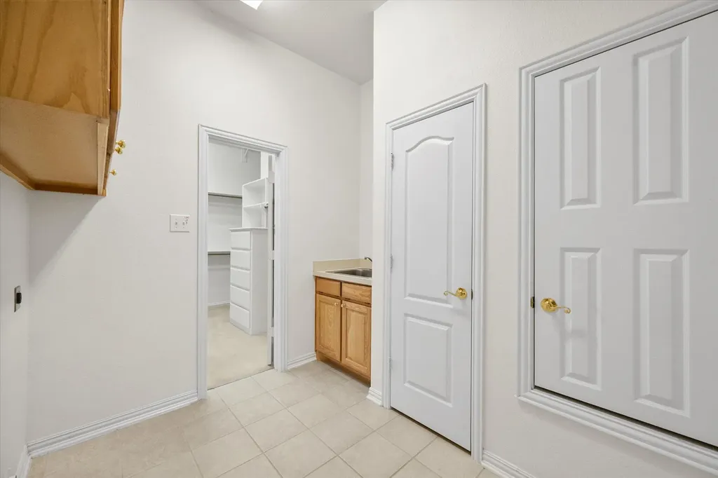 1013 Brook Arbor Drive Mansfield TX 76063