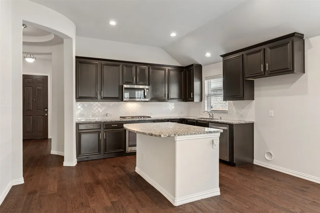 1804 Virtue Port Lane Wylie TX 75098