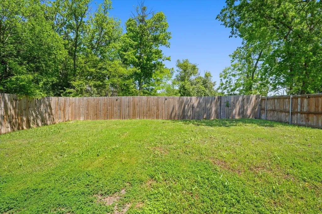 4520 Garrison Avenue Dallas TX 75216