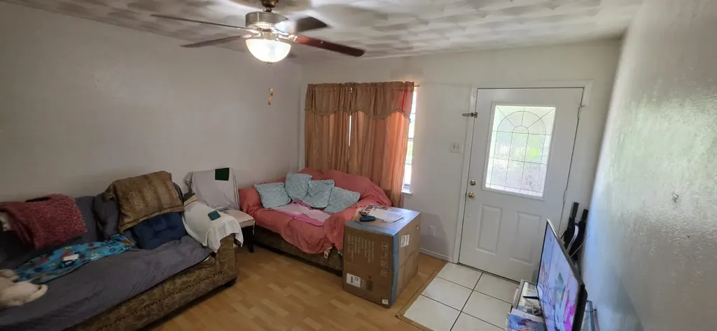 4302 Longleaf Drive Garland TX 75042