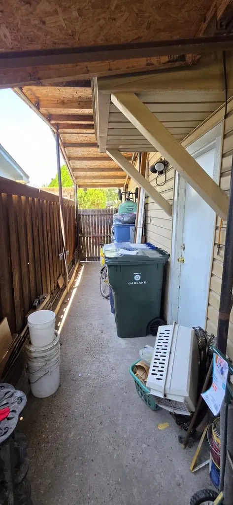 4302 Longleaf Drive Garland TX 75042