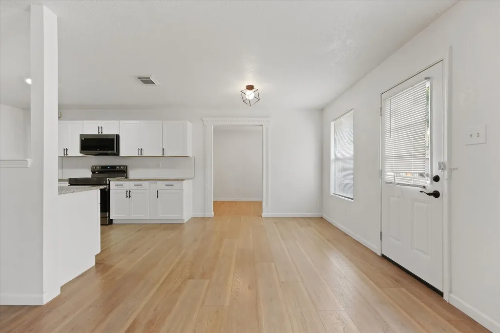 702 Lowe Drive Cedar Hill TX 75104