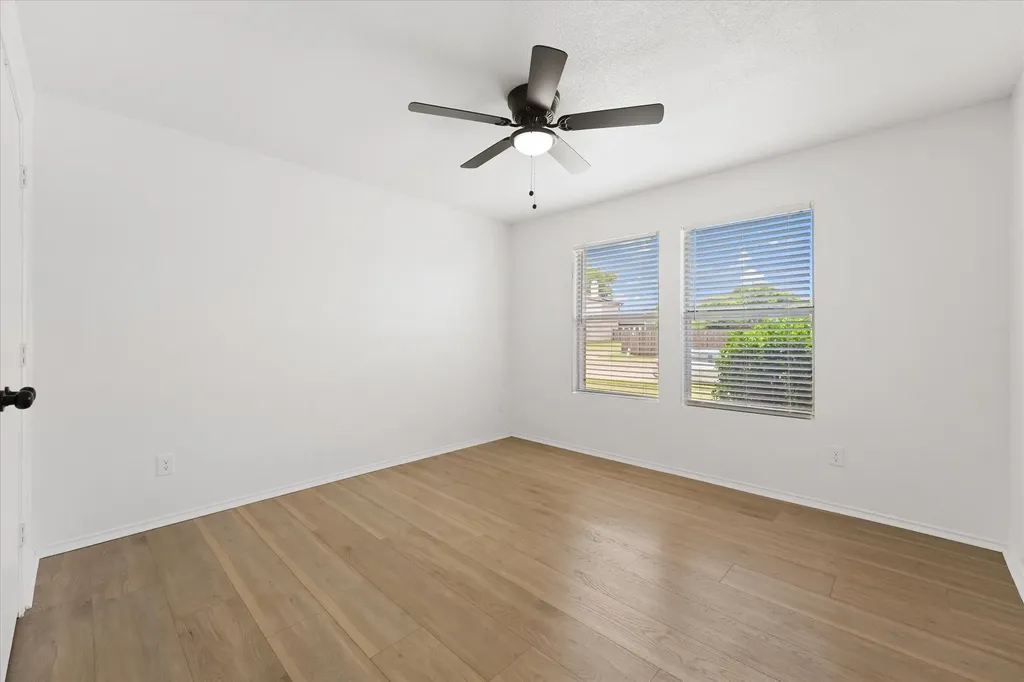 702 Lowe Drive Cedar Hill TX 75104