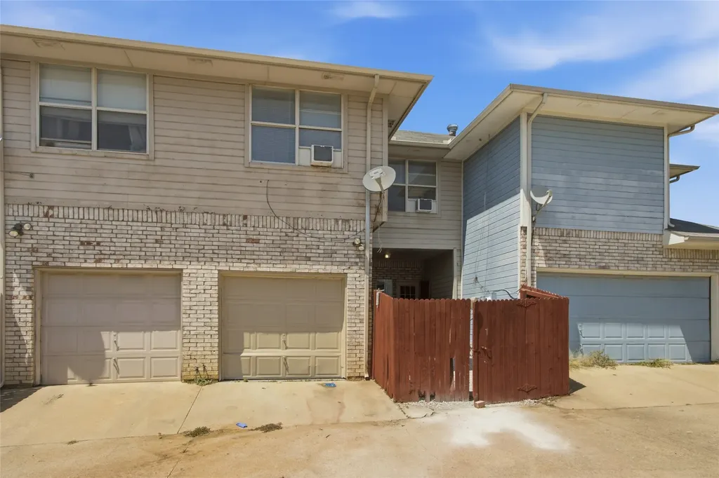 1504 Park Lane Drive Lewisville TX 75067
