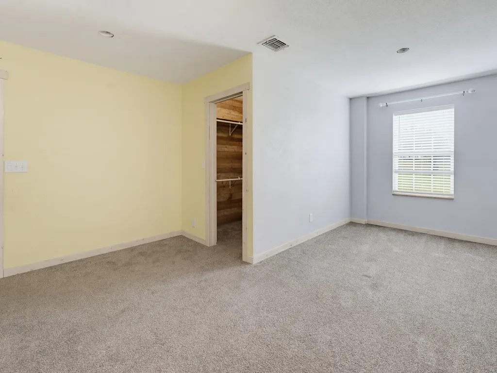 205 County Road 1794 Sunset TX 76270