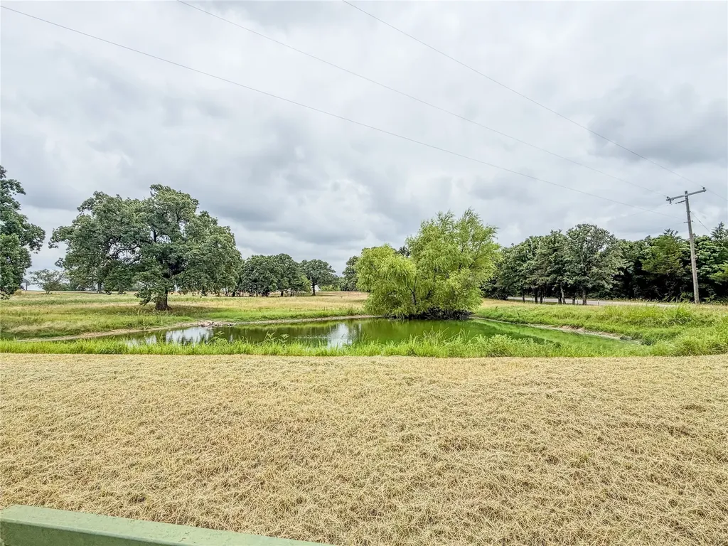 205 County Road 1794 Sunset TX 76270