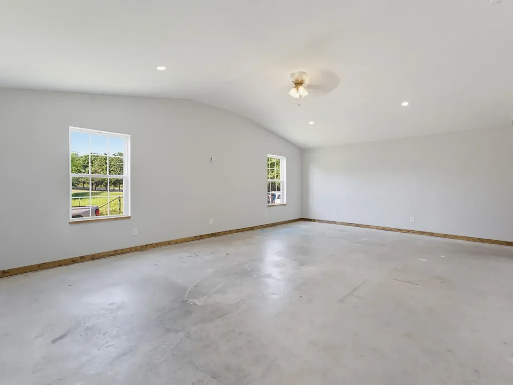 205 County Road 1794 Sunset TX 76270
