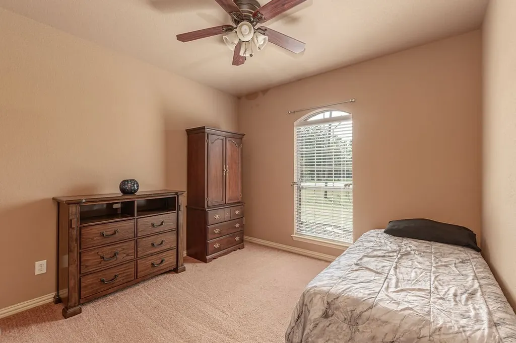 5234 County Road 4098 Kaufman TX 75142
