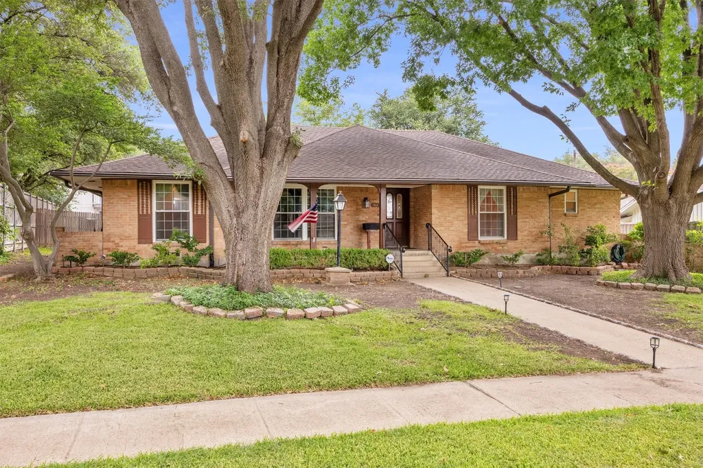 7959 Greenhollow Lane Dallas TX 75240