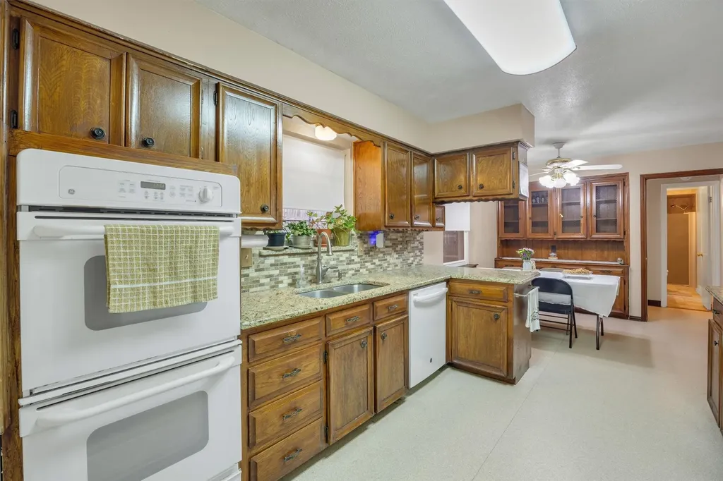 7959 Greenhollow Lane Dallas TX 75240