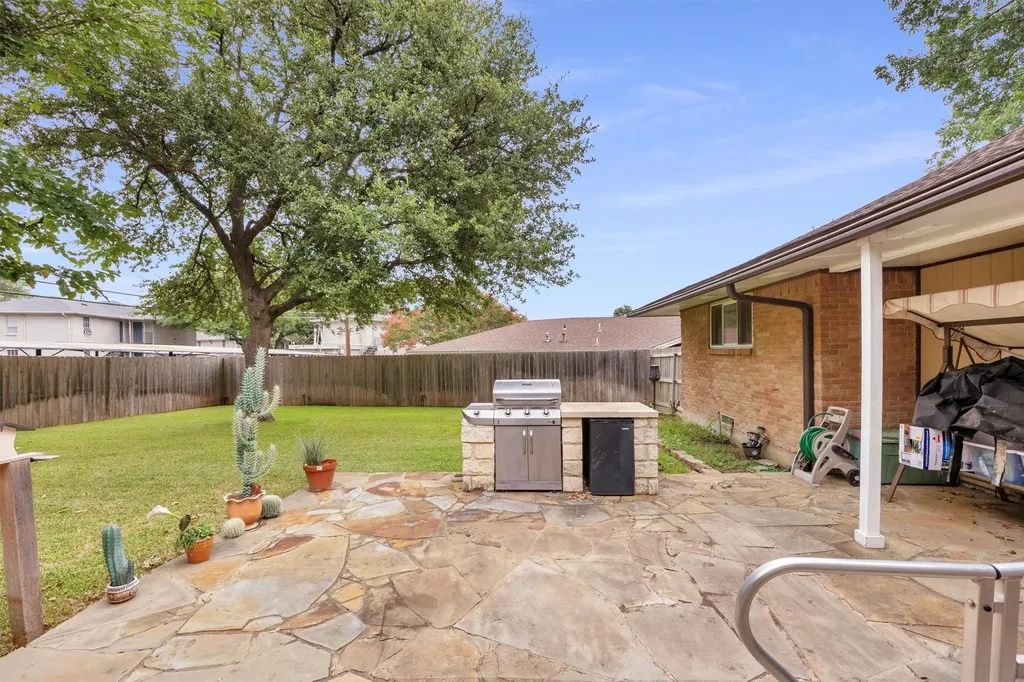 7959 Greenhollow Lane Dallas TX 75240