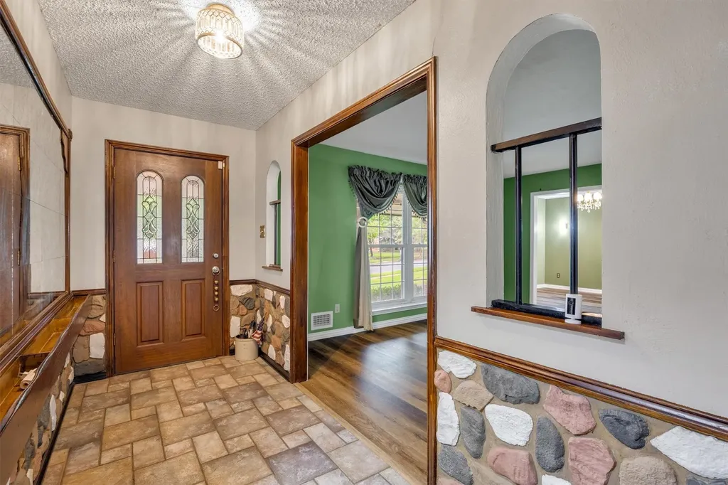 7959 Greenhollow Lane Dallas TX 75240