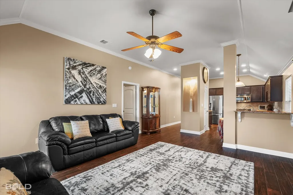 3709 Sabine Pass Drive Bossier City LA 71111