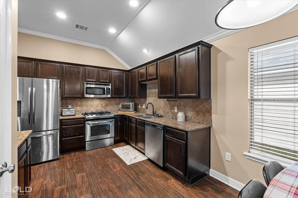 3709 Sabine Pass Drive Bossier City LA 71111