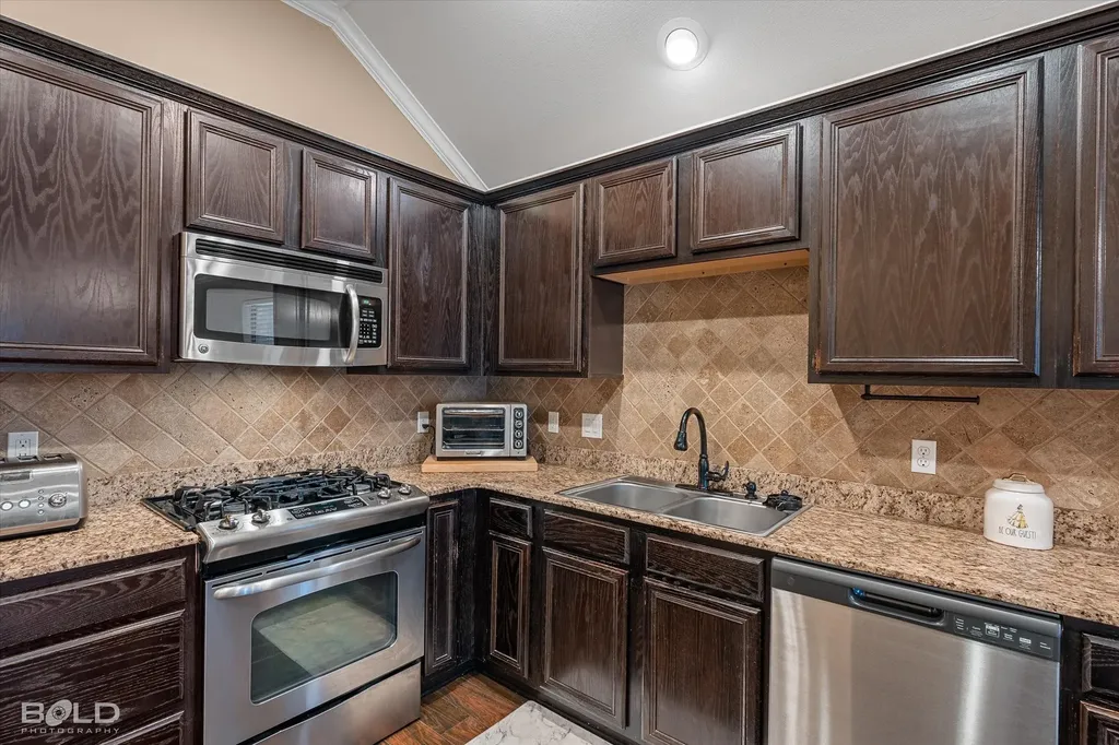 3709 Sabine Pass Drive Bossier City LA 71111