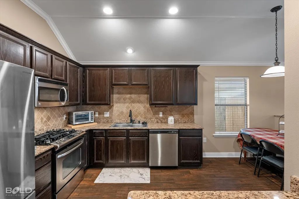 3709 Sabine Pass Drive Bossier City LA 71111