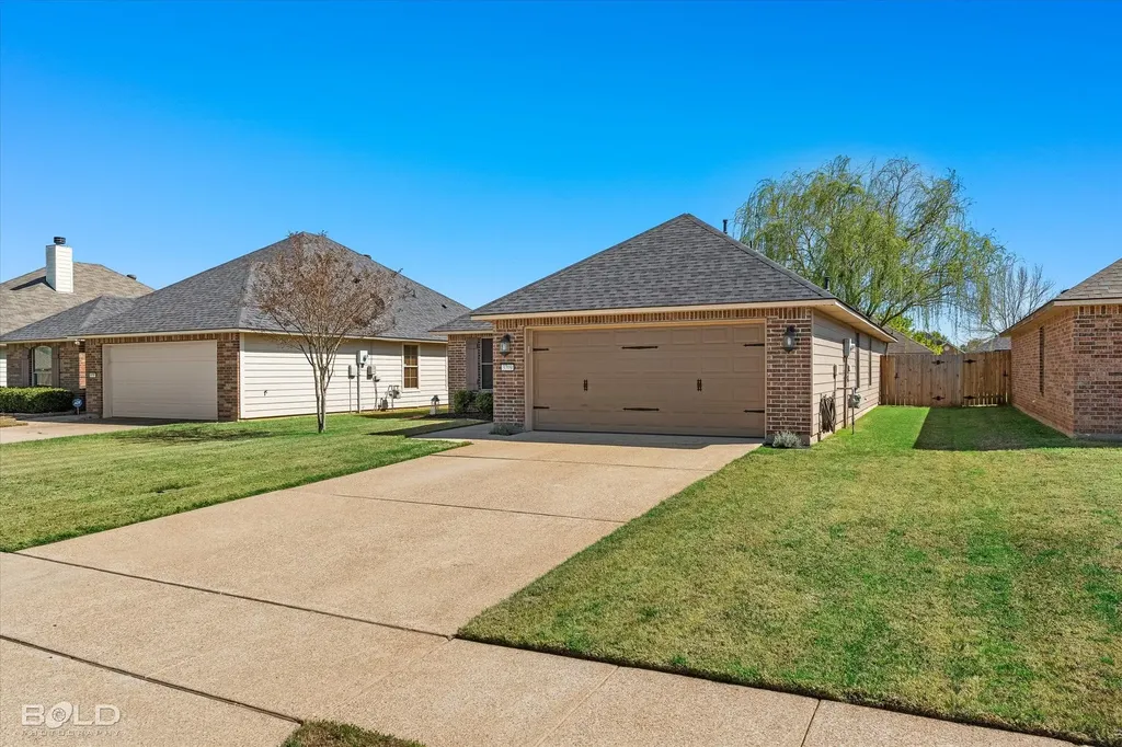 3709 Sabine Pass Drive Bossier City LA 71111