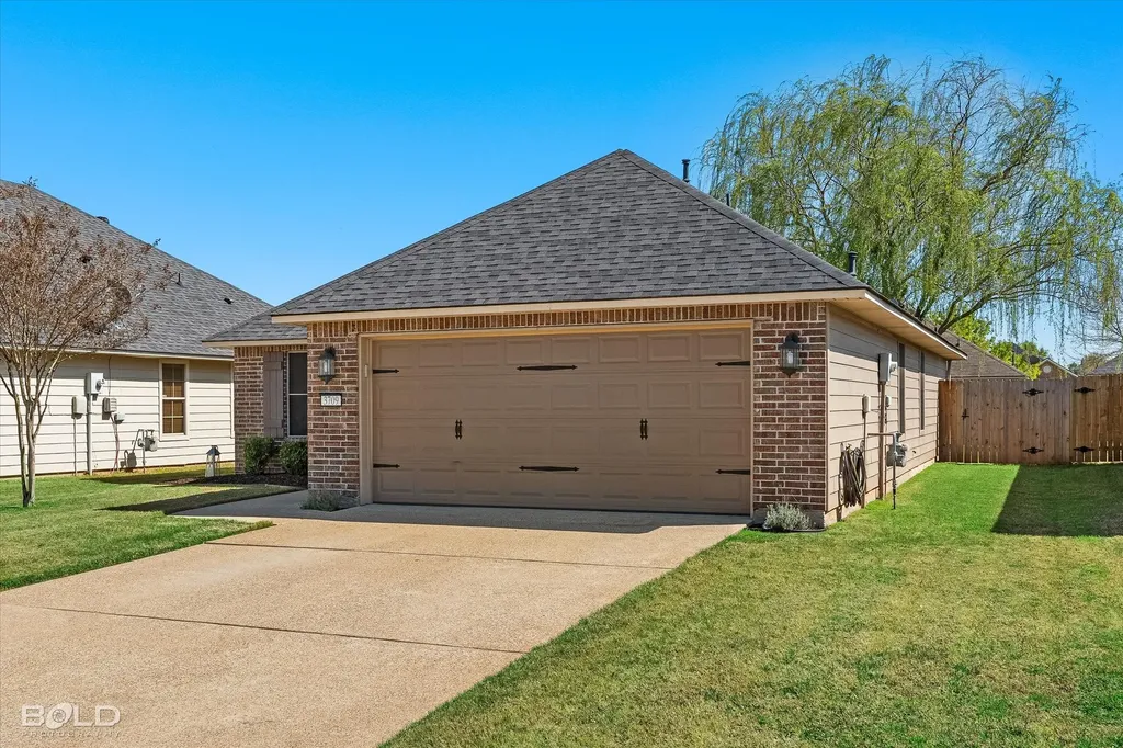 3709 Sabine Pass Drive Bossier City LA 71111