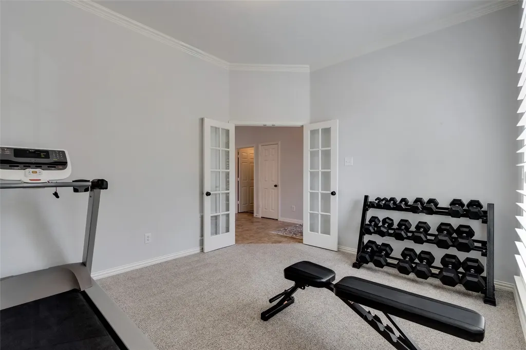 1237 Burnett Drive Lantana TX 76226