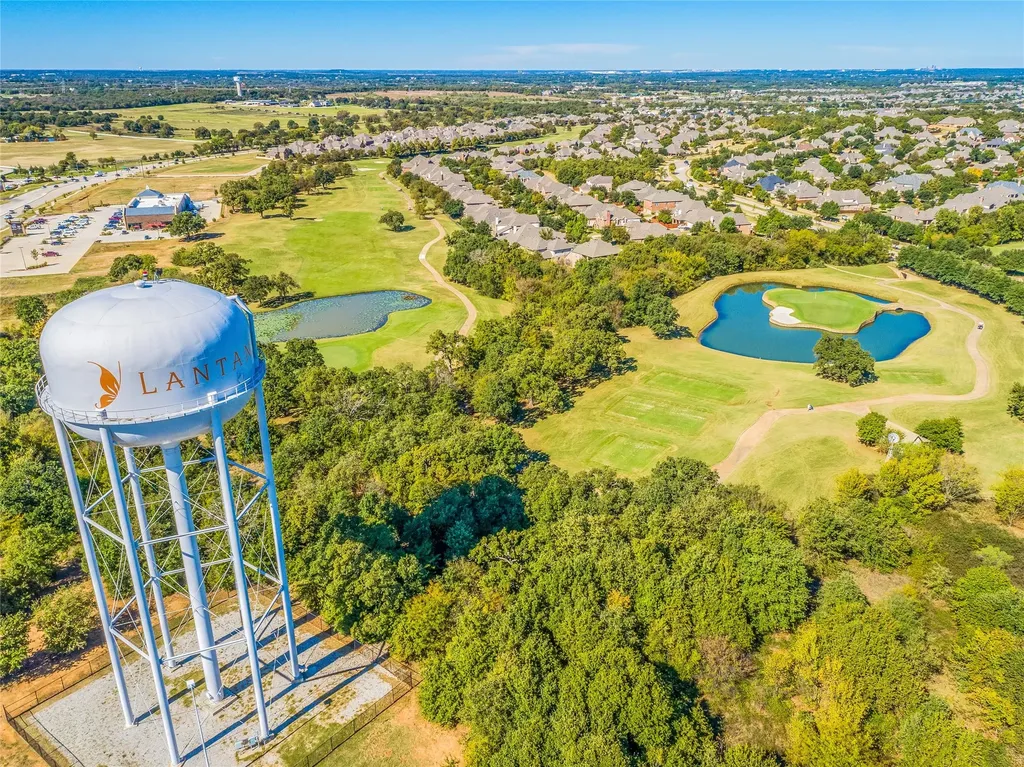 1237 Burnett Drive Lantana TX 76226