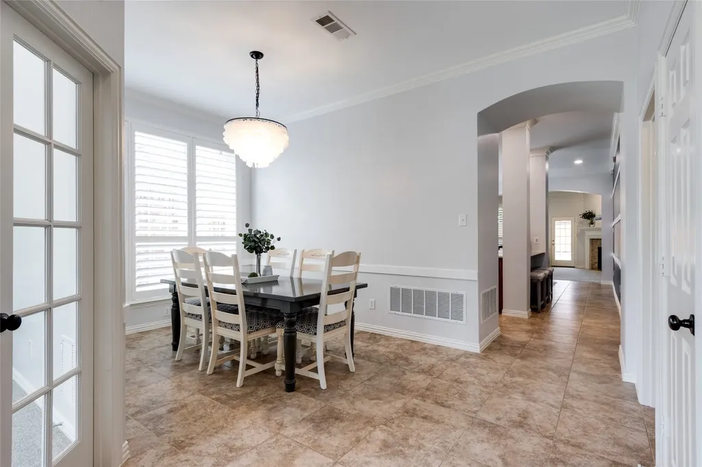 1237 Burnett Drive Lantana TX 76226
