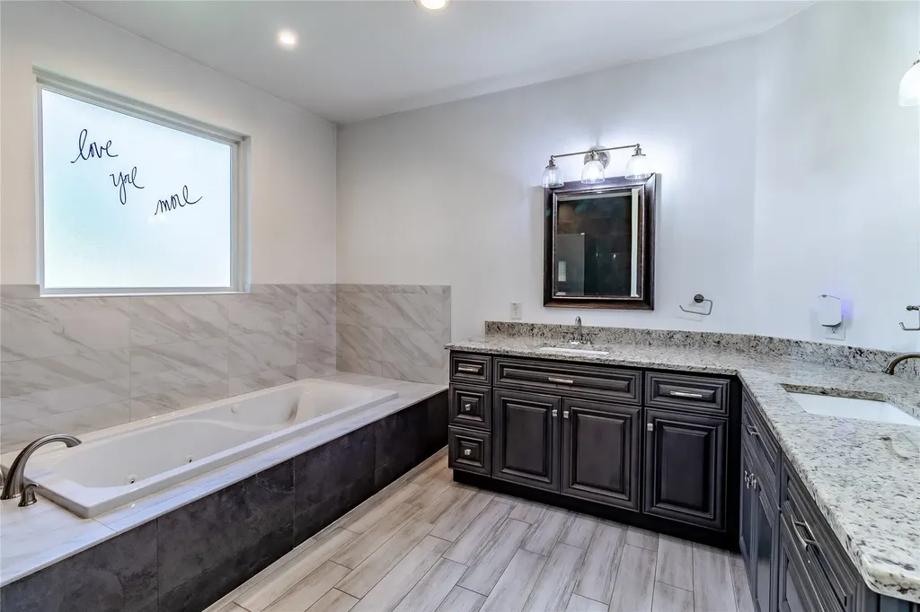 406 Timberside Terrell TX 75161