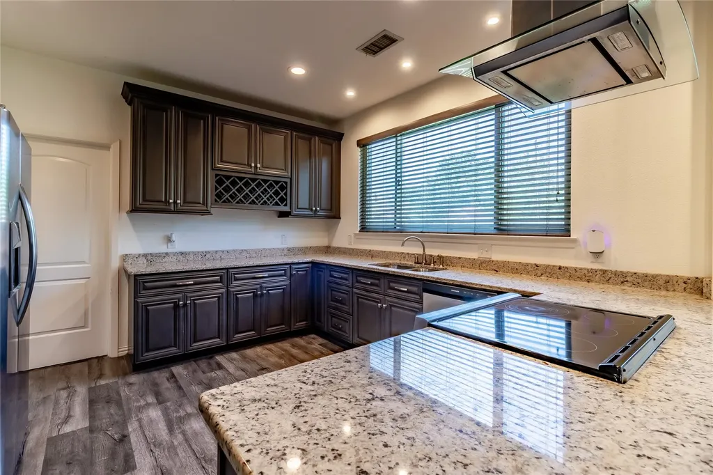 406 Timberside Terrell TX 75161