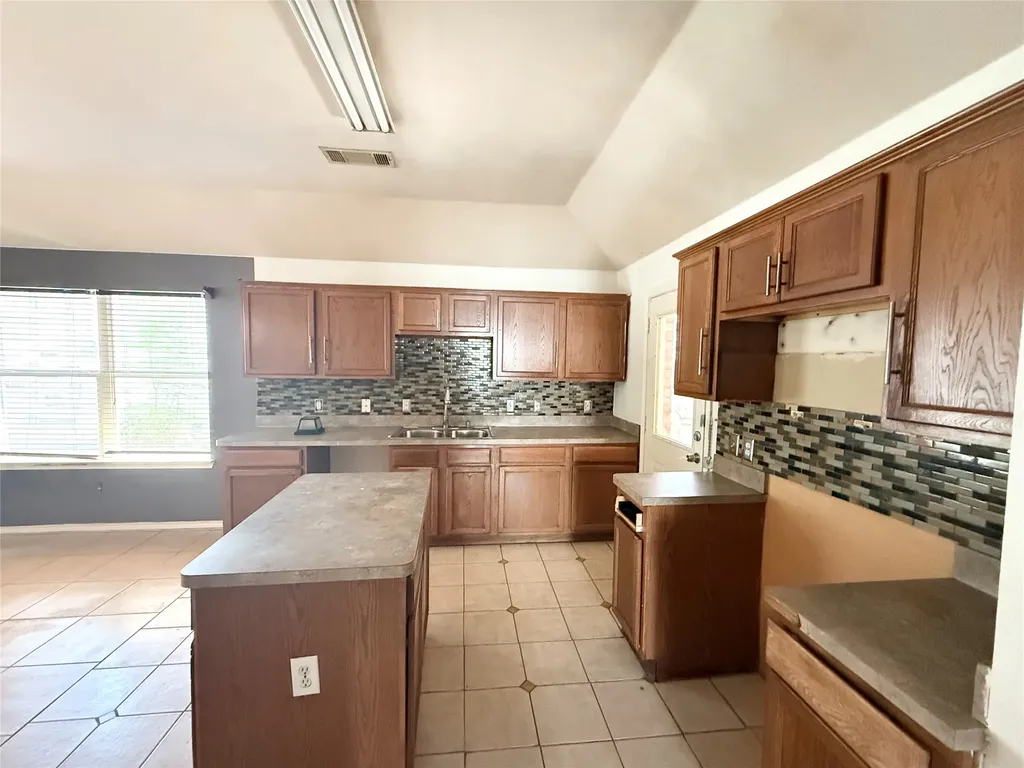 9916 Crystal Valley Way Dallas TX 75227