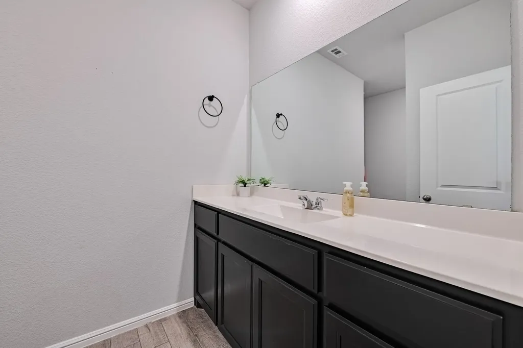 8305 Twisted Pine Way Fort Worth TX 76131