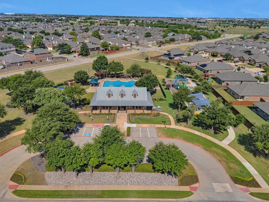 8305 Twisted Pine Way Fort Worth TX 76131