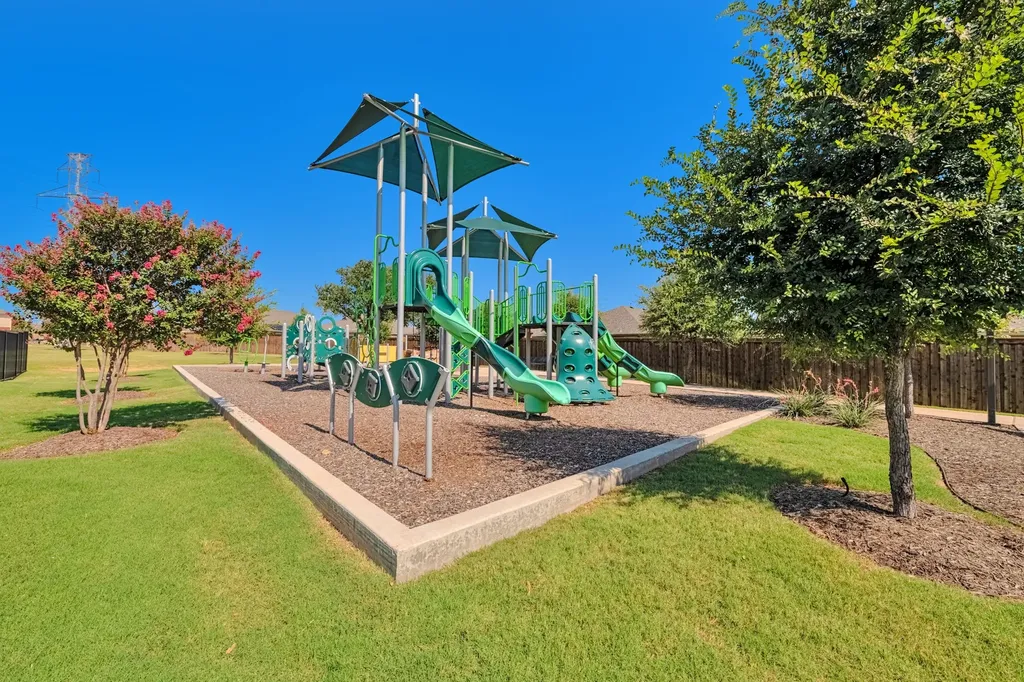 8305 Twisted Pine Way Fort Worth TX 76131