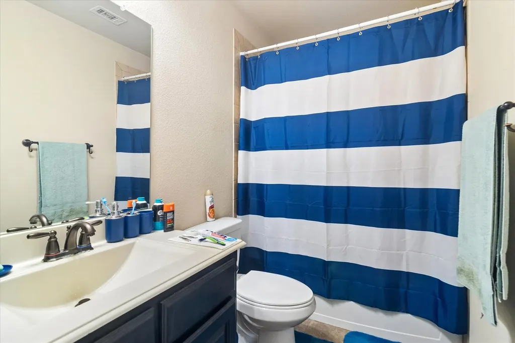 1012 Seclusion Cove Mckinney TX 75070