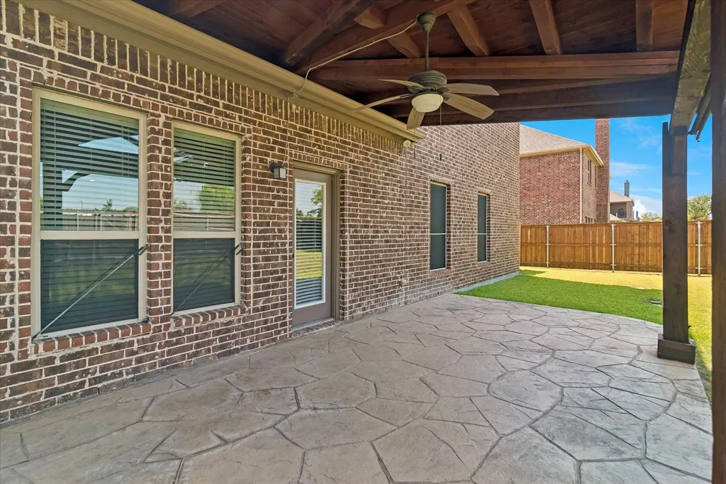1012 Seclusion Cove Mckinney TX 75070