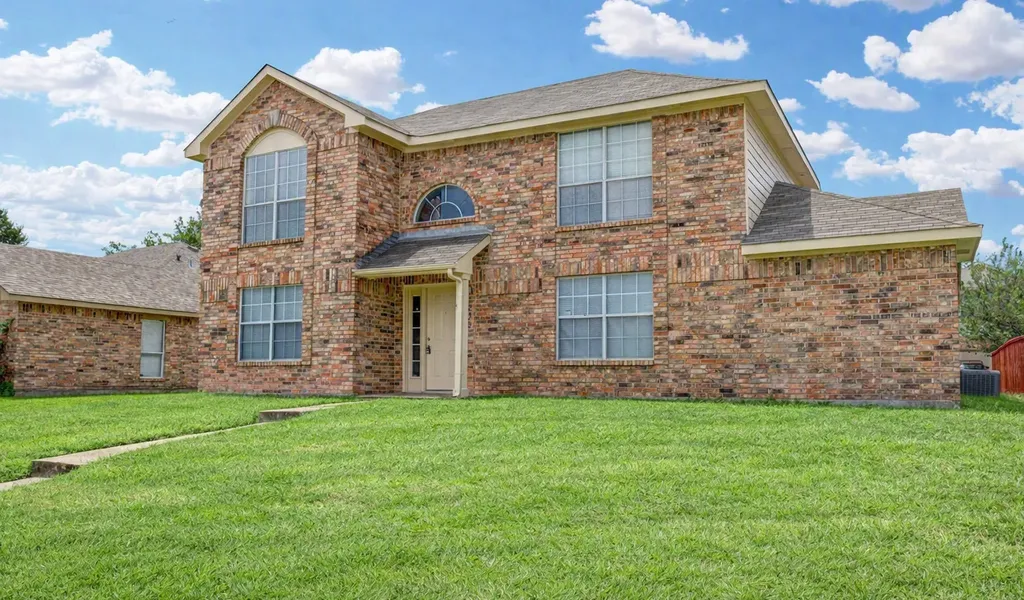 202 Lavender Drive Cedar Hill TX 75104