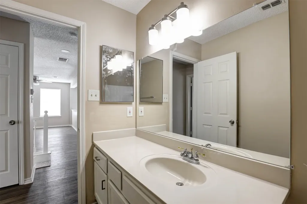 202 Lavender Drive Cedar Hill TX 75104
