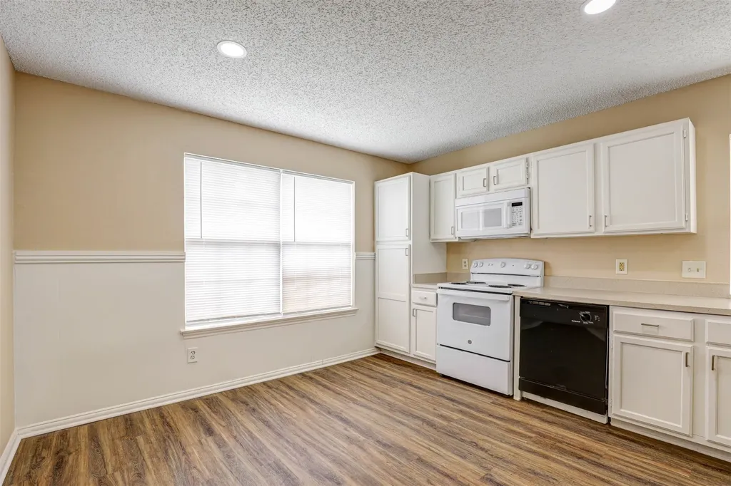 202 Lavender Drive Cedar Hill TX 75104
