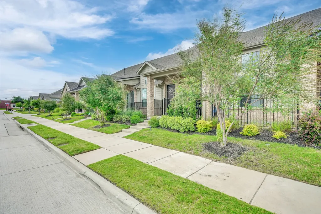 2717 Garden Gate Lane Wylie TX 75098