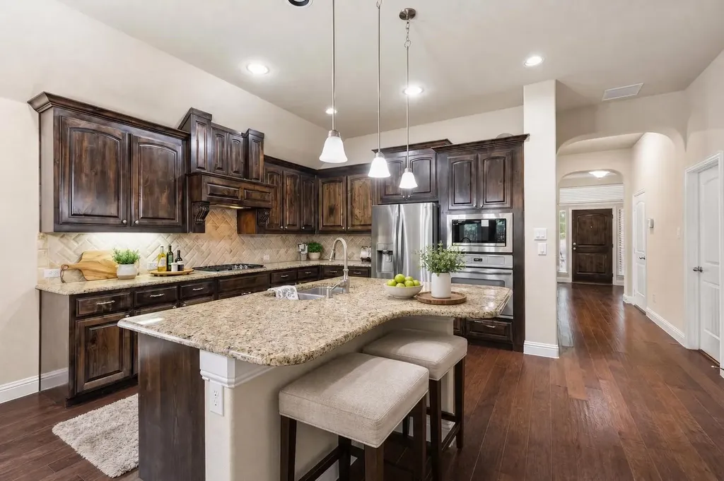 2428 Ranchview Drive Little Elm TX 75068