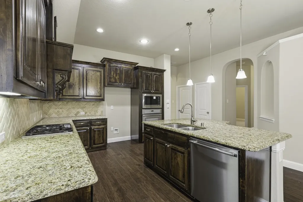 2428 Ranchview Drive Little Elm TX 75068