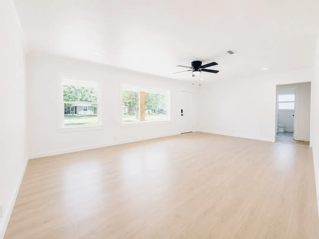 5517 Santa Barbara Avenue Fort Worth TX 76114