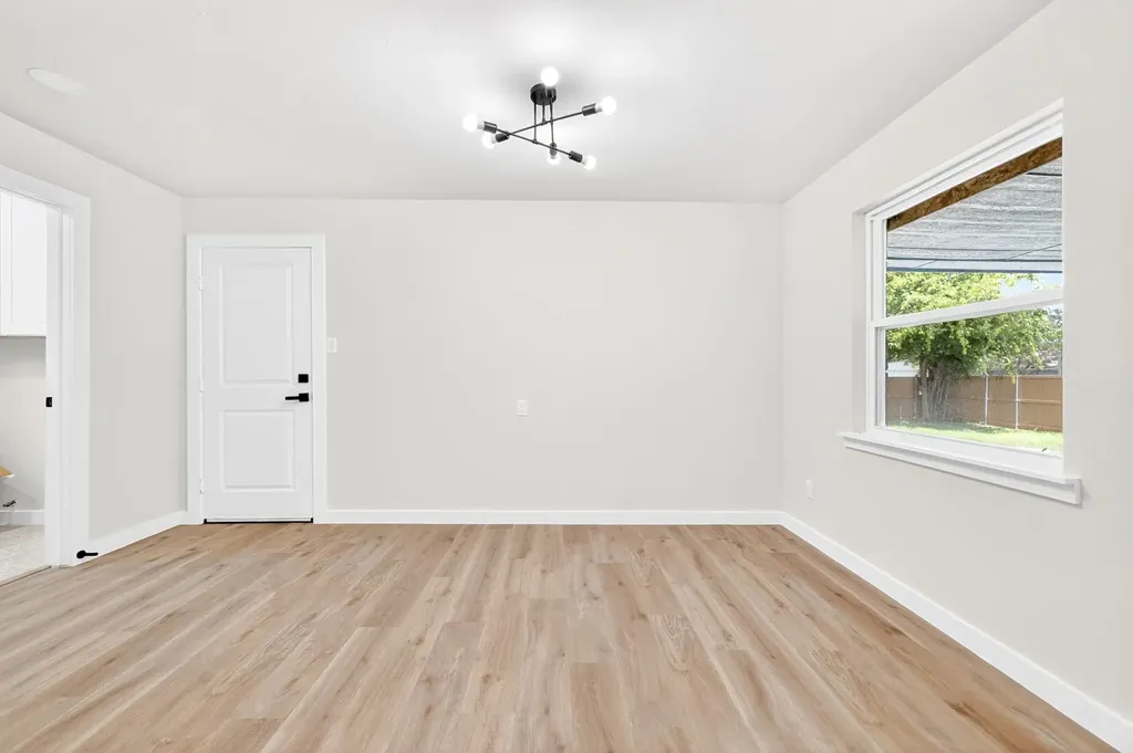 5737 Everglade Road Dallas TX 75227