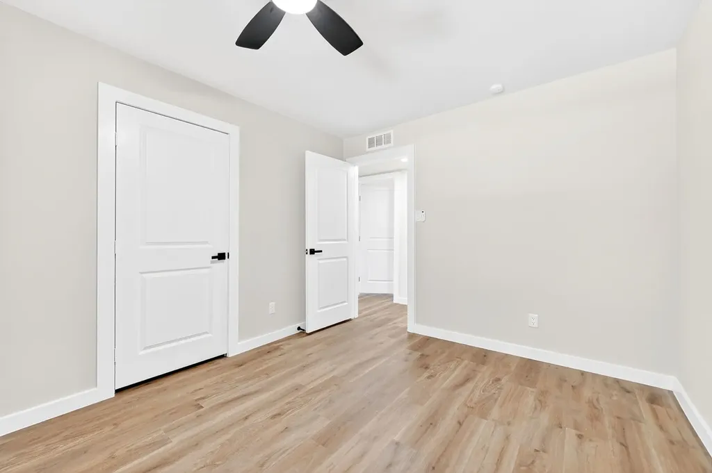 5737 Everglade Road Dallas TX 75227