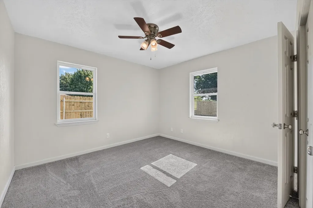 900 S 3rd Street Sanger TX 76266