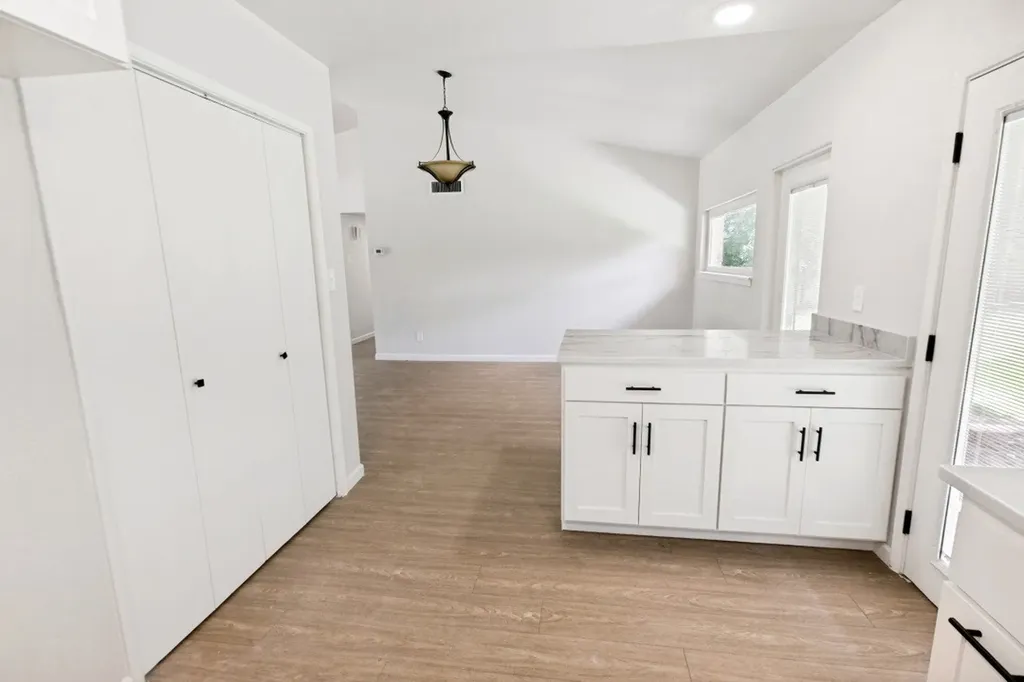 5033 Overcrest Drive Garland TX 75043