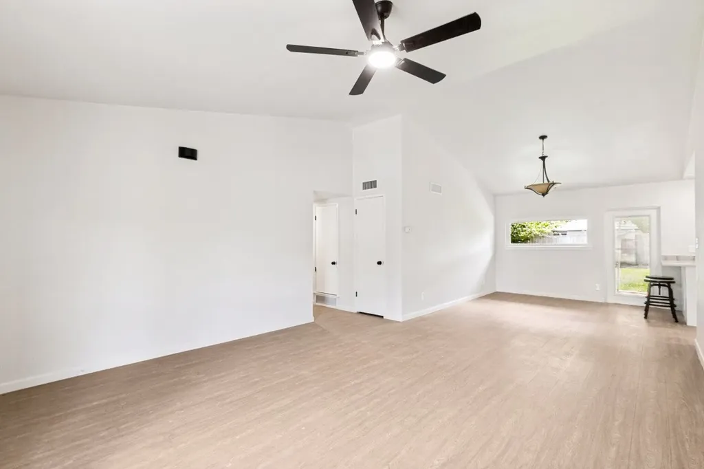 5033 Overcrest Drive Garland TX 75043