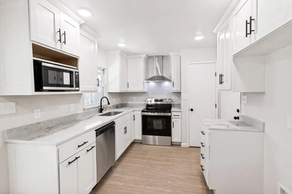 5033 Overcrest Drive Garland TX 75043