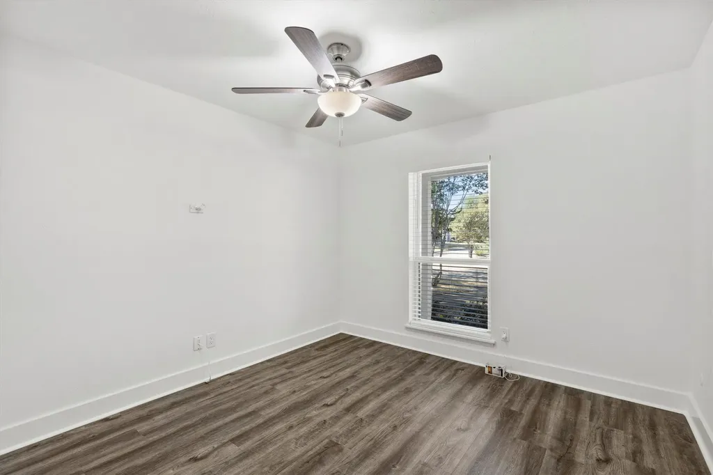 2814 Lindbergh Drive Dallas TX 75228