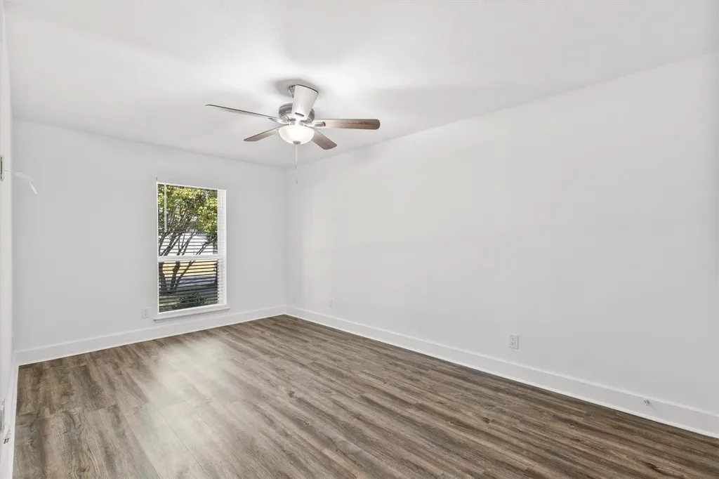 2814 Lindbergh Drive Dallas TX 75228