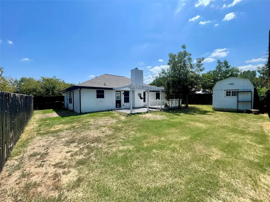 625 Main Street Roanoke TX 76262