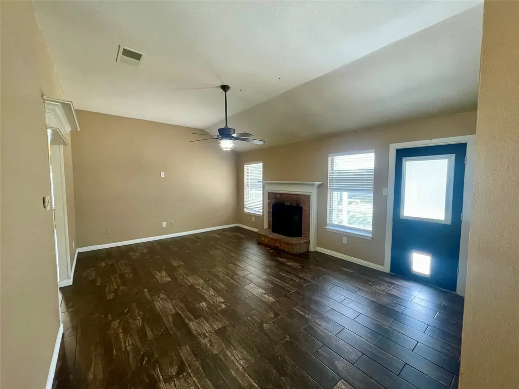 625 Main Street Roanoke TX 76262